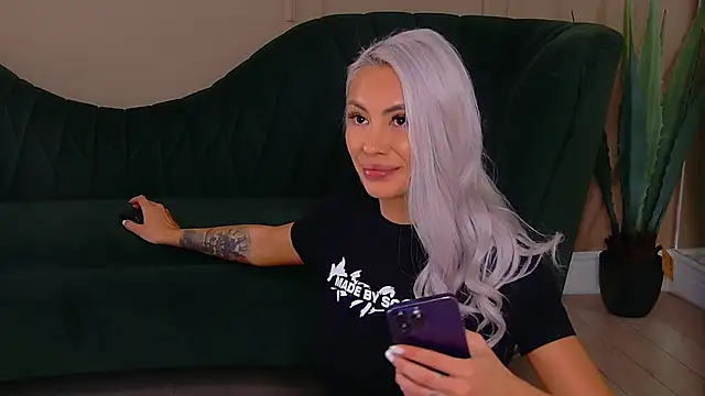 Bailey Rush online show from September 21, 2:22 pm