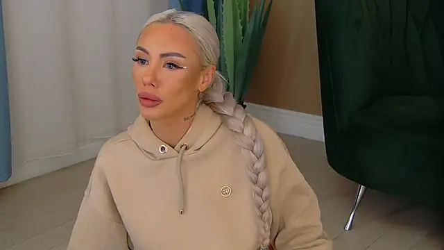 Bailey Rush online show from November 7, 5:28 pm