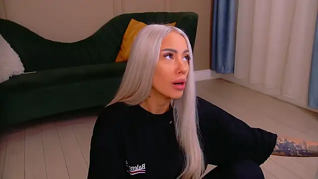 Bailey Rush online show from March 23, 9:25 pm