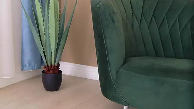 Bailey Rush online show from November 27, 5:24 pm