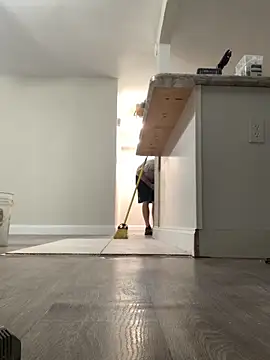 Midwestalpha online show from April 17, 3:42 am