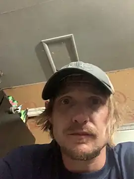 Midwestalpha online show from April 11, 9:07 pm