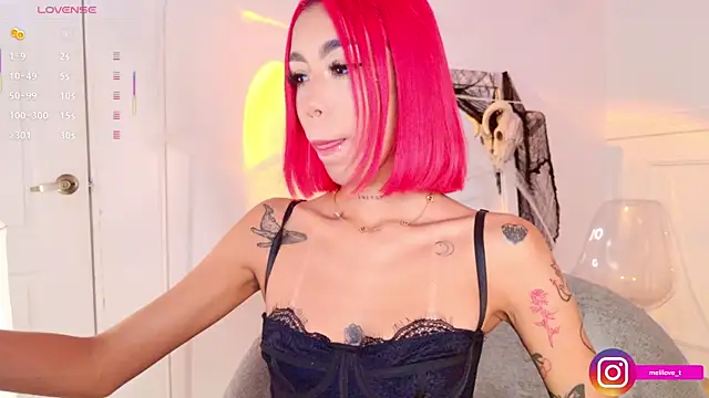 Snapshot of Mely-taylor chatting on October 28, 9:03 pm Mely-taylor online show from October 28, 9:03 pm