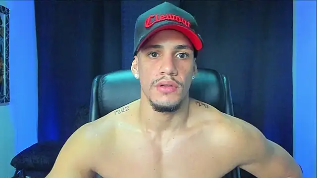 jhonnysnow17 online show from December 2, 7:15 pm