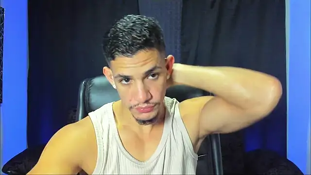 jhonnysnow17 online show from November 16, 4:06 am