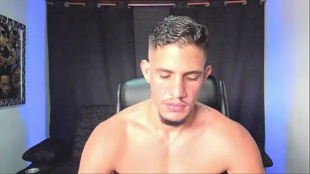 jhonnysnow17 online show from April 5, 4:35 pm