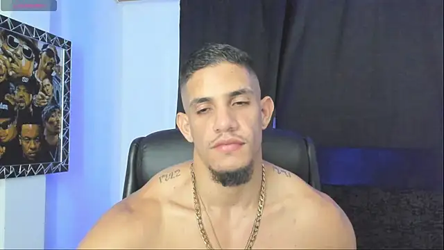 jhonnysnow17 online show from May 17, 3:17 am