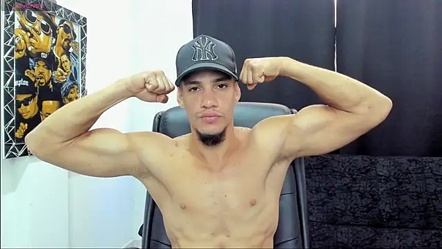 jhonnysnow17 online show from May 8, 3:27 pm