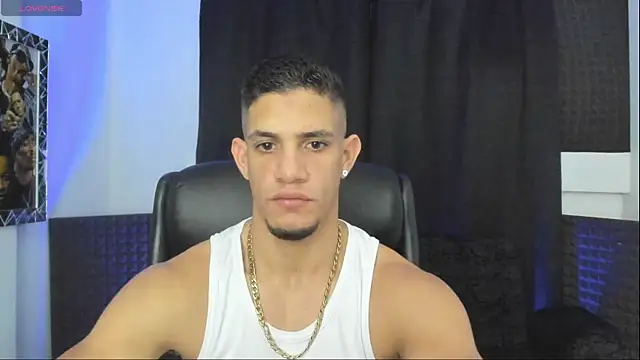 Snapshot of jhonnysnow17 chatting on June 26, 6:08 am jhonnysnow17 online show from June 26, 6:08 am