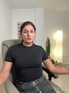 ari artis online show from February 10, 7:35 pm