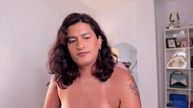 ari artis online show from February 13, 7:45 am