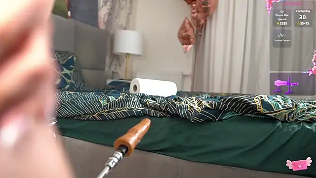 Snapshot of Miss69Ri99 chatting on March 18, 1:24 am Miss69Ri99 online show from March 18, 1:24 am