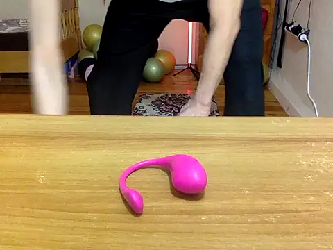 HandsomeAlfie online show from March 7, 2:07 am