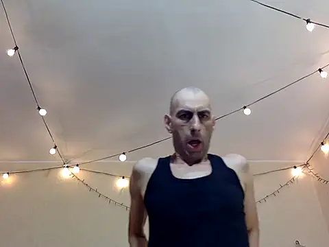 HandsomeAlfie online show from September 18, 2:14 am