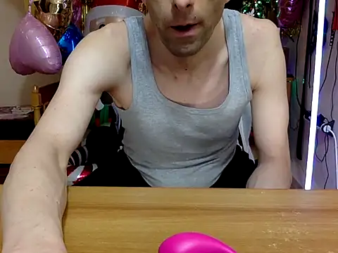 HandsomeAlfie online show from February 11, 2:33 am