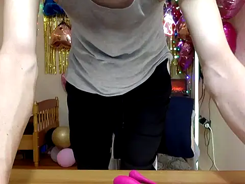 HandsomeAlfie online show from March 15, 3:24 am