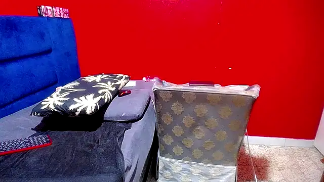 Snapshot of Lelety79 chatting on November 3, 3:37 pm Lelety79 online show from November 3, 3:37 pm