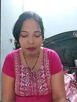 Poojabhabi101 online show from October 13, 7:21 am