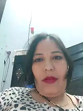 Poojabhabi101 online show from March 11, 5:24 am