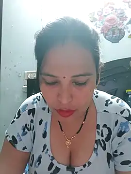 Poojabhabi101 online show from February 10, 6:23 am