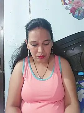 Poojabhabi101 online show from May 17, 5:51 am