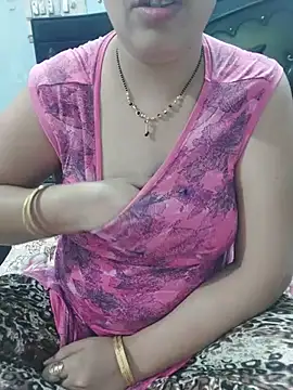 Snapshot of Poojabhabi101 chatting on July 7, 5:16 pm Poojabhabi101 online show from July 7, 5:16 pm