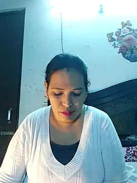 Poojabhabi101 online show from January 8, 5:57 am