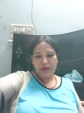 Poojabhabi101 online show from April 4, 8:21 am