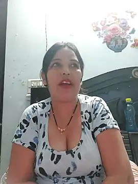 Poojabhabi101 online show from March 1, 6:24 am