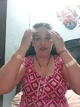 Poojabhabi101 online show from February 18, 5:27 am