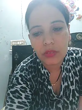 Poojabhabi101 online show from March 29, 4:41 pm