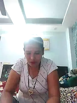 Poojabhabi101 online show from January 28, 5:43 am
