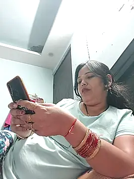 Poojabhabi101 online show from March 30, 7:32 am