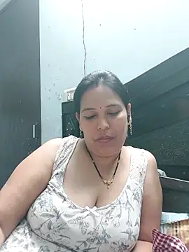 Poojabhabi101 online show from March 14, 6:52 am