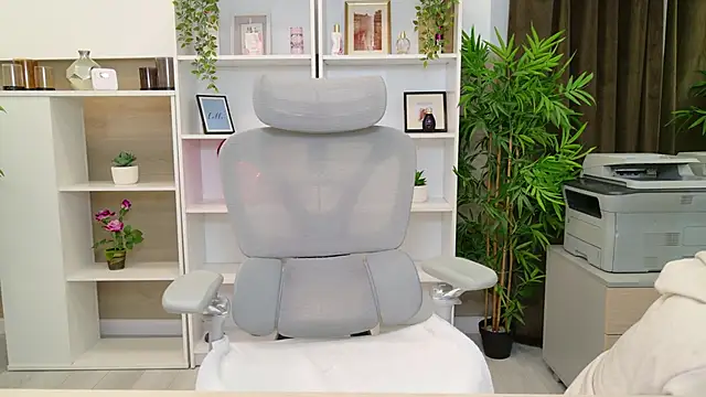 SelineSole online show from December 19, 4:09 pm