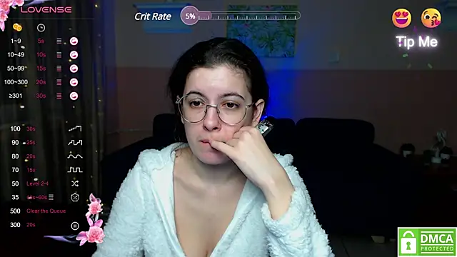 Snapshot of Aminabeatris chatting on March 18, 9:34 am Aminabeatris online show from March 18, 9:34 am
