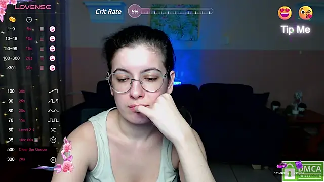 Snapshot of Aminabeatris chatting on March 21, 3:35 pm Aminabeatris online show from March 21, 3:35 pm