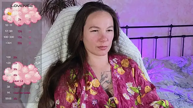 lil luna x online show from May 15, 2:48 pm