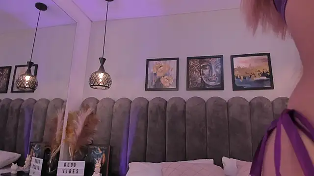 cute  cherry  online show from March 12, 8:35 pm