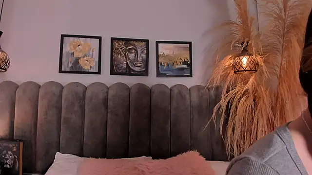 cute  cherry  online show from April 17, 8:33 pm