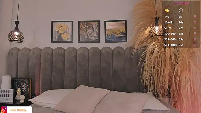 Snapshot of cute__cherry_ chatting on June 10, 8:21 pm cute cherry online show from June 10, 8:21 pm