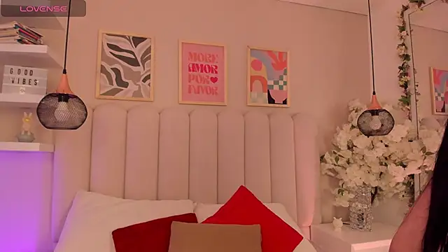 cute  cherry  online show from February 10, 8:19 pm