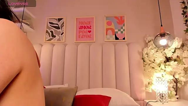 cute  cherry  online show from October 6, 8:20 pm
