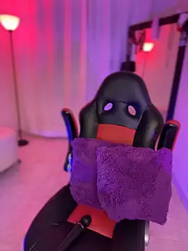 ZahaRoseee online show from March 7, 5:36 am