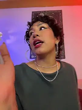 ZahaRoseee online show from April 10, 12:06 am