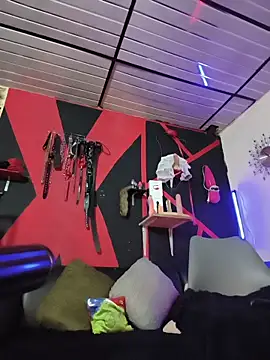 mal x online show from October 23, 9:41 am