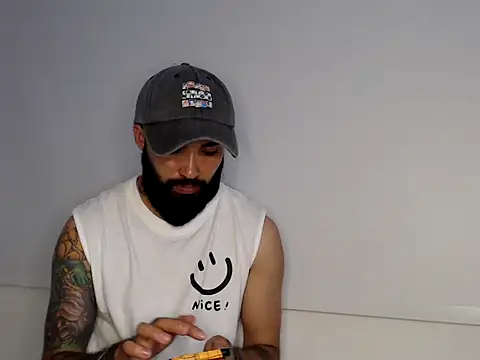 transgenderboy online show from May 25, 11:36 pm
