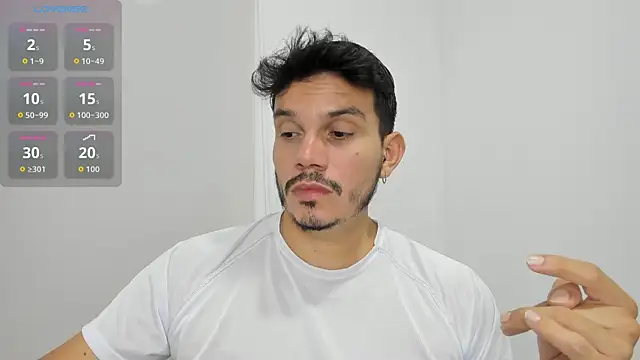 Snapshot of alejandro_stark chatting on October 16, 12:19 am alejandro stark online show from October 16, 12:19 am