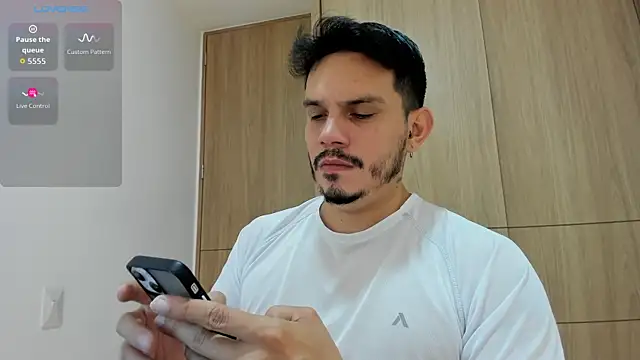 Snapshot of alejandro_stark chatting on November 16, 10:53 am alejandro stark online show from November 16, 10:53 am