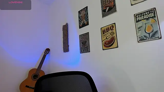 Snapshot of alejandro_stark chatting on February 23, 11:38 pm alejandro stark online show from February 23, 11:38 pm